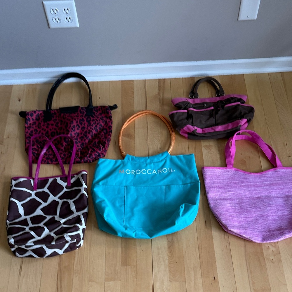 Moroccanoil Turquoise Tote with Orange Handles + 4 Extra Assorted Totes